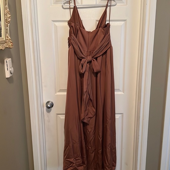 Worn once V-neck long bridesmaids dress with ruched bust. - Picture 2 of 3